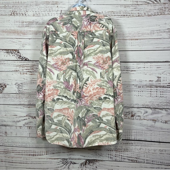 Tommy Bahama Coastal Corduroy Cream Button Floral Shirt - Picture 6 of 14